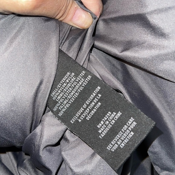 NEW- Steve Madden Plus Size, long puffer jacket / parka detachable hood. Size 3X - Picture 10 of 11